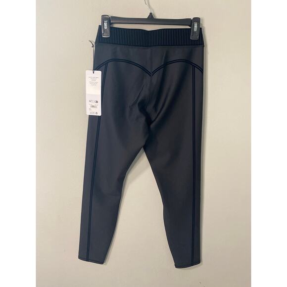 New Alo Airlift High-Waist 7/8 Line Up Leggings Size Medium ($144 RETAIL) - Picture 3 of 3